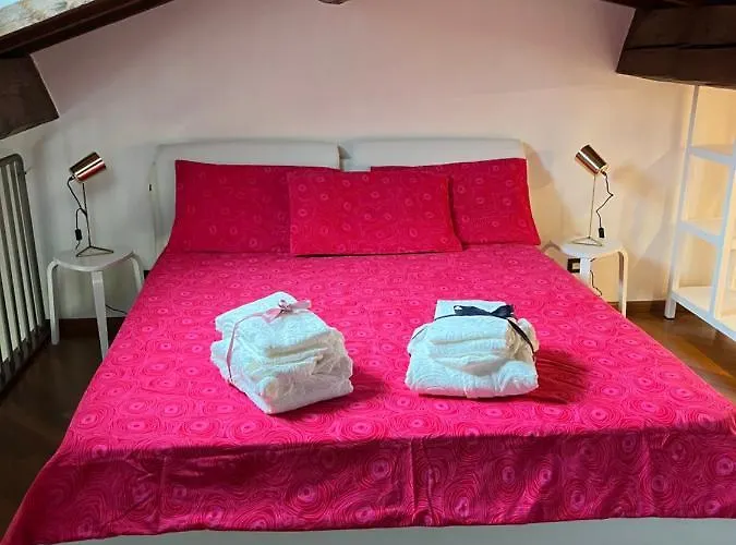 Loft Albinelli Wi-fi E Parcheggio Gratis In Centro Lägenhet Modena